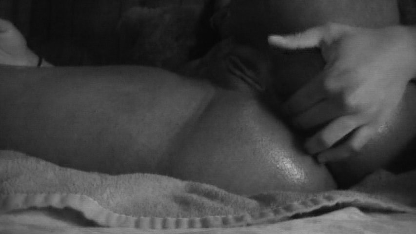 tccarson8439:  ccpurplekisses:  ~from vid i found w/oil  Dayum thas looking delicious