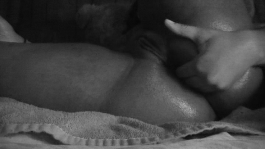 tccarson8439:  ccpurplekisses:  ~from vid i found w/oil  Dayum thas looking delicious