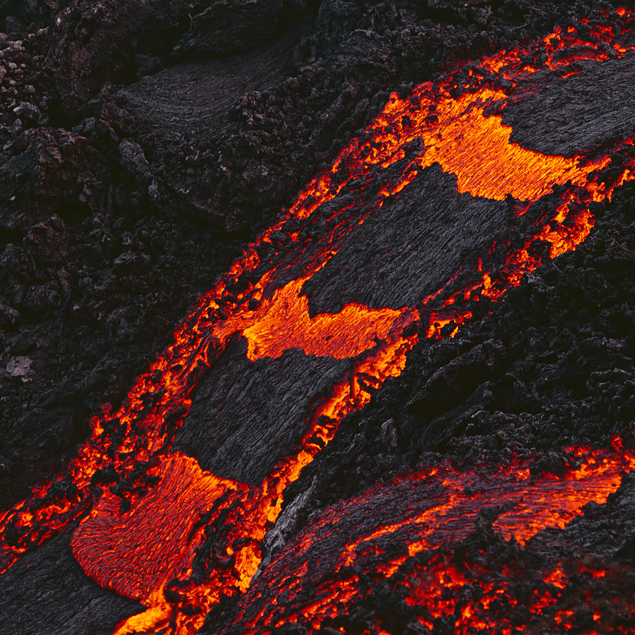 LAVA FLOW, ETNA VOLCANO, SICILY, ITALY
Bernhard Edmaier