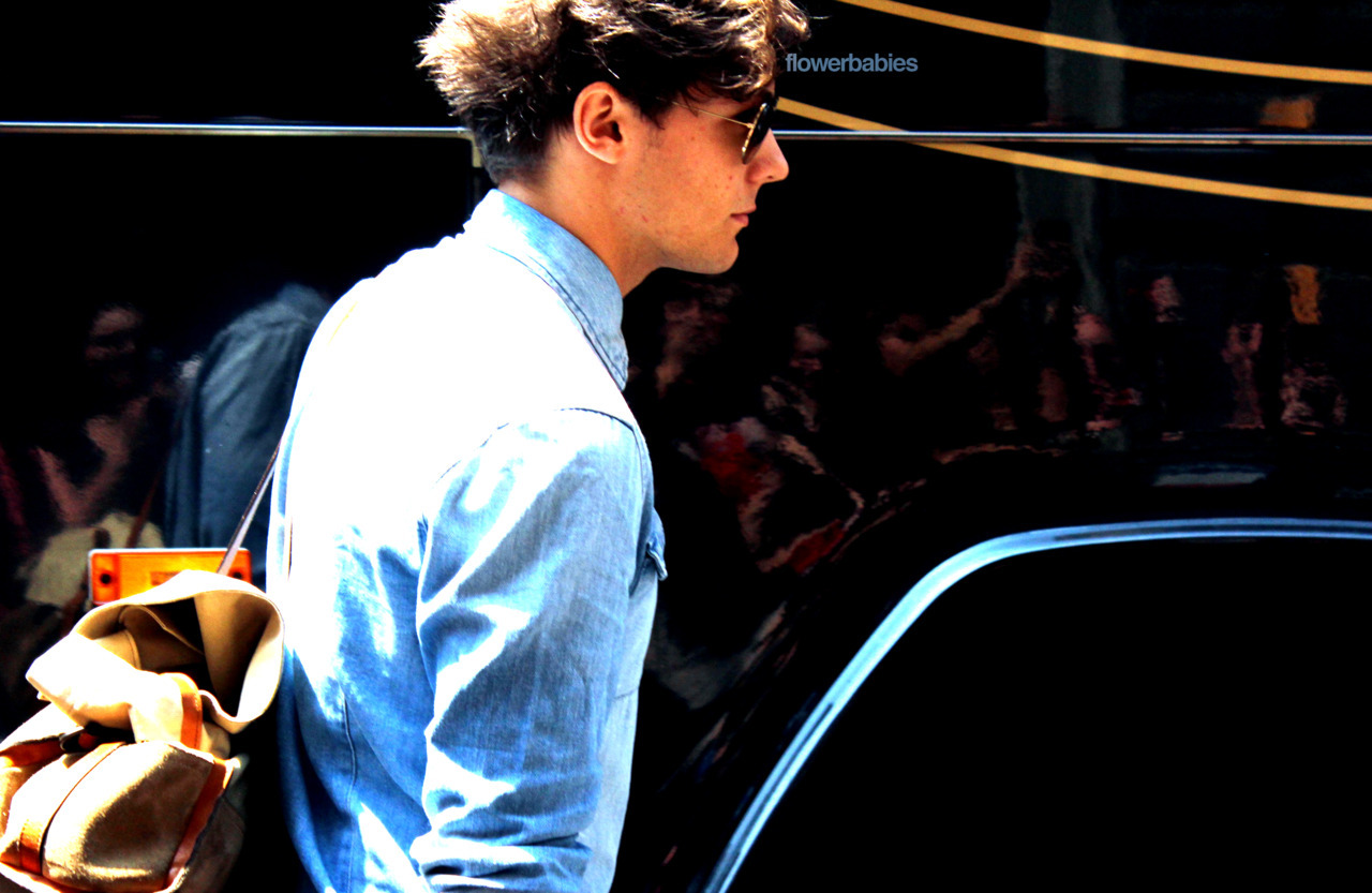 flowerbabies:  Louis Tomlinson today (5.26.12) [Taken by me] 