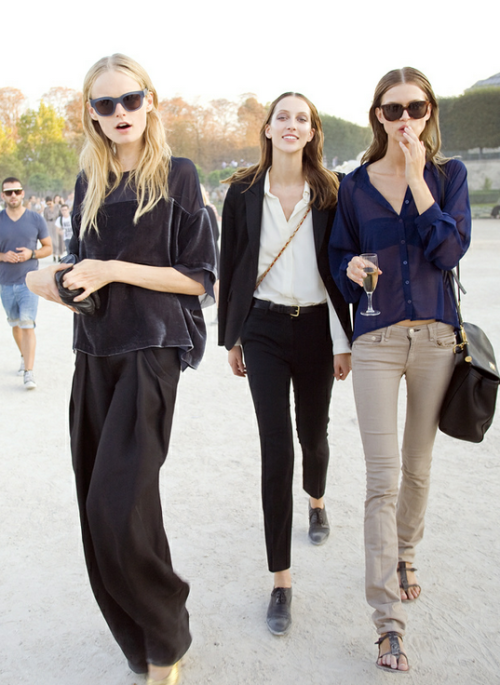 ● Un Jour A Paris ● Previously n-uage ●
