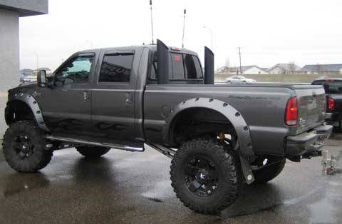 gotthatsouthernhospitality:  kickitinthestickks:  sex  holy mother of god. good looking truck 