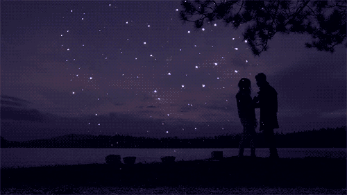 kimmisniceandnaughty:  I long for the night you kiss me under the fireworks…