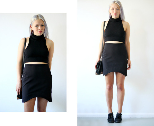 DIY Easiest Summer Sleeveless Turtleneck Ever Tutorial from Love Aesthetics here. Photo of outfit wi