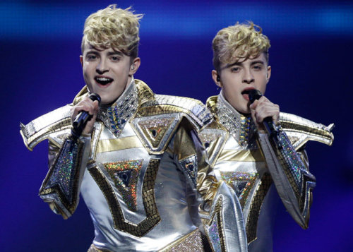 armyofklaus:  It’s okay, Jedward. You’re the clear winners in my heart. –> They should have