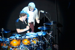 infection1d:  Niall playing the drums with