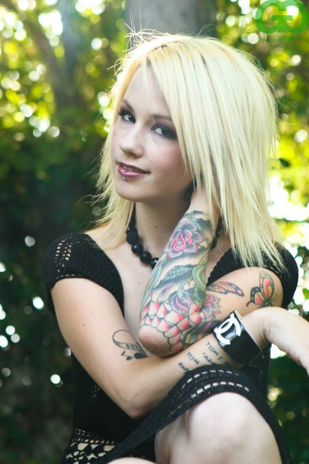 godsgirlsandink:  Veronica 