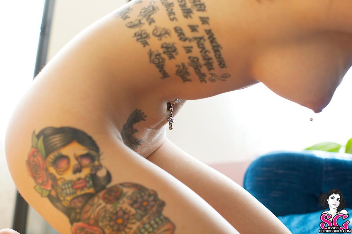 ohmygodbeautifulbitches:  Dimplesxo