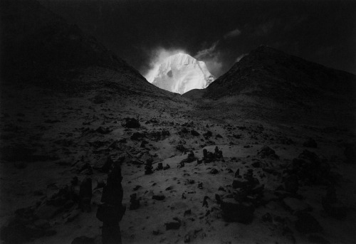 Kenro Izu. Mount Kailash. Himalaya Range, Tibet, 2000