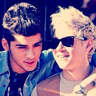 zaynmaliknavy:  1D Bromances | Ziall Moran