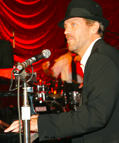 aaronmpaul:  35/50 ❖ 50 pictures of Hugh Laurie 