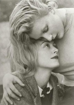 bellefidele:  Nusch et Sonia Mossé, ca 1935
