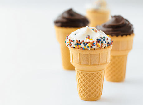 beauty-andthe-feast:  Ice Cream Cone Cupcakes 