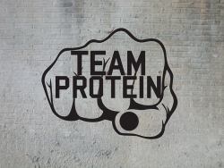 paleolover:  LOVE protein!!!! 