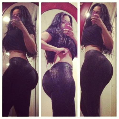 blowtreesbiitch:  ^_^ <3 http://blowtreesbiitch.tumblr.com/