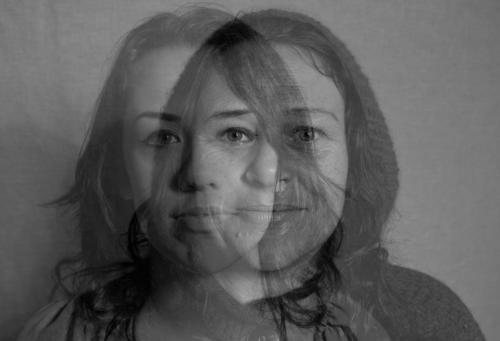 mazohist:  Pretty trippy comparison of my mum and myself, done by my little sister Tralee. 