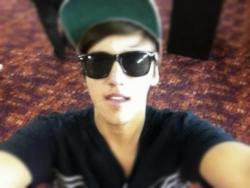 janoskians-are-melbourne:  beau :) 