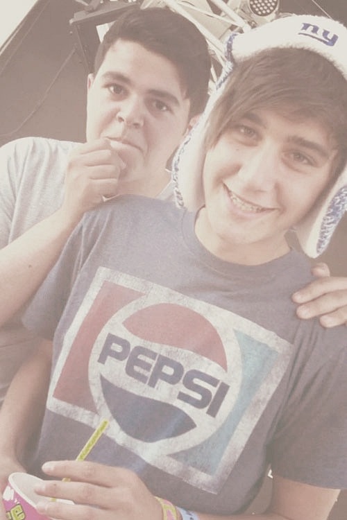 lackof-understanding:  Janoskian friendships: Jai and James 