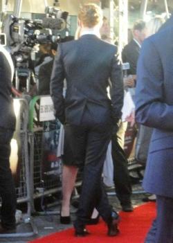lupippin:  moriartysskull:  inlovewith-a-otter:  Dat ASS  Perfect proportions. Just perfect.  DAMN  Que bunda gostosa! ;)