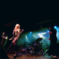 3/50 pictures of The Pretty Reckless (✖).