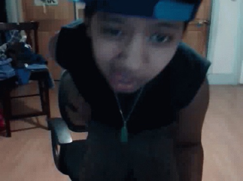 lynnyoo:  LMFAO im so gay. But i fucks with these GIFS :p  