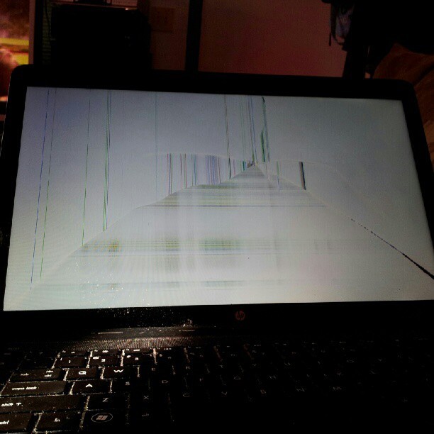 omg I dropped my phone on the screen and this happened&hellip; tf (Taken with