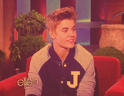 n-ataly:  omfg how much he’s changed »&gt; 