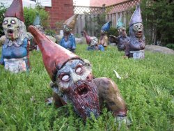 funny-pictures-uk:  Garden Zombies! 