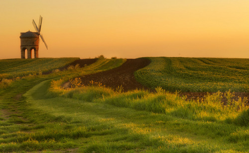 wonderfulbritain: Chesterton Windmill by Vemsteroo on Flickr.