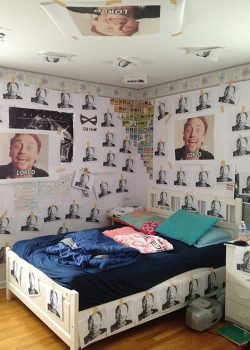 isingforthemockingjays:  oliviaisthebomb:  moriartyyy:  nerdherd7:  nerdgirlsworld:  royalrunes:  So I have been in some form of a LOKI’D war with my friend and today I decided to LOKI’D her room. So another friend and I did this. She’ll keep finding
