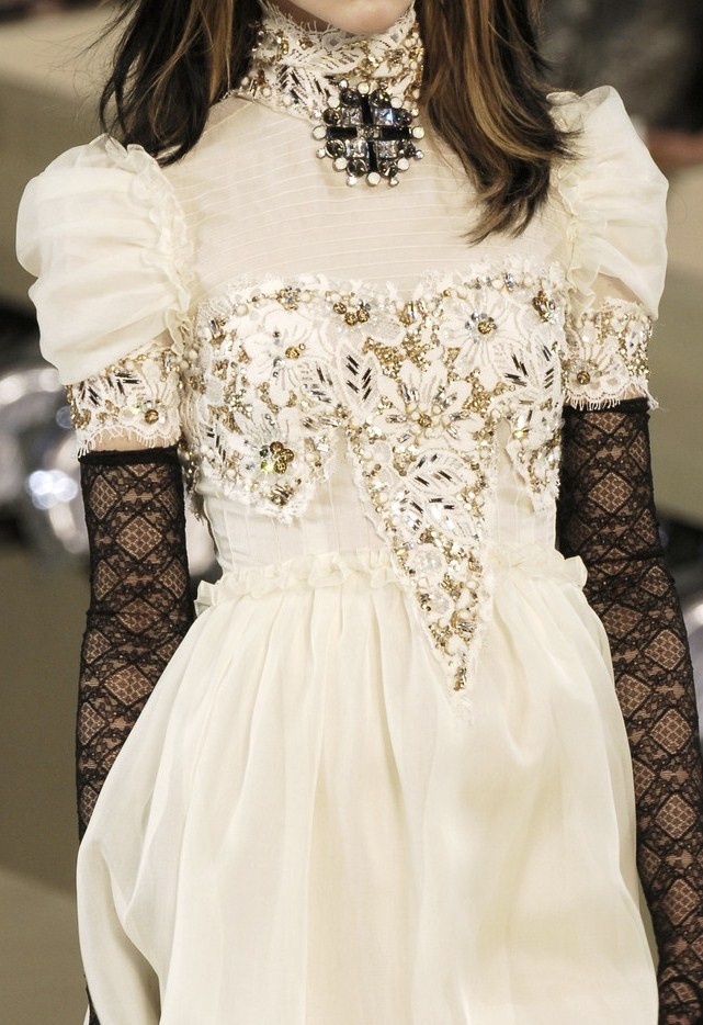 madameunetelle: Chanel Fall 2006  