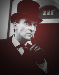 ジェレミー・ブレット Jeremy Brett   (source) http://sherlockismyholmesboy.tumblr.com