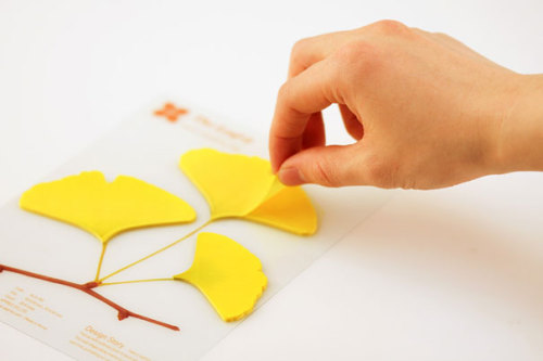 Ginkgo leaf-it Stickers by AppreeI have a sweet spot for nature-inspired stationery.