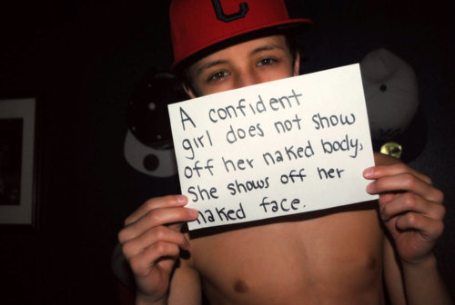 system-of-a-taco:  putawh0re:  Fuck off.  So much respect for this girl. 