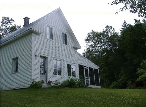 old-fashionedcanadianfarmho-blog:I’m selling my beloved upriver home! The house is located in New Br