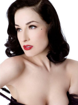 iamasocial:  tiemposdeyuca:  Dita by Richard