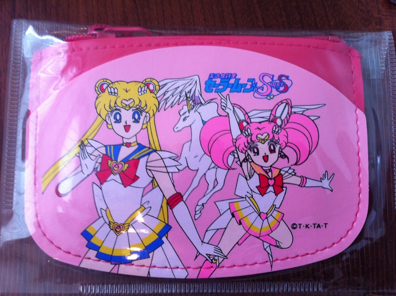 girlswithwands:  JUST ARRIVED ^.^ SAILOR MOON SUPER S COIN BAG! I AM IN LOOOOOOVE