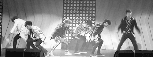 soshi-exo:  Chest pump.  
