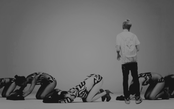 kidaryo:  luhan guest starring in various mv’s 