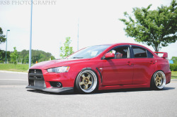 jdmlifestyle:  holupitsken:  jdmlifestyle:  Lookin For Ya Photo By: Ryan S. Burkett  I FCKING KNEW IT, evo Xs with workmeisters would be SICKKKK  sell your TE’s nao and buy some so we can shoot again. DO ETTT 