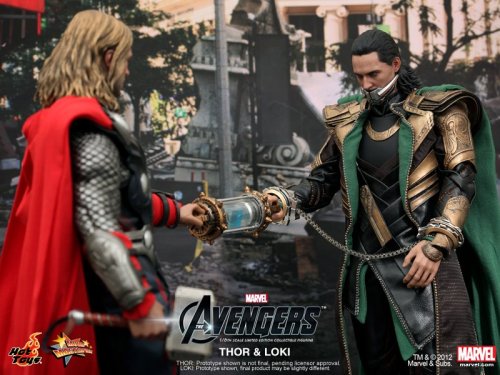 bambistark:Hot Toys Loki Update with addition of muzzle and chains.I hope this is life size