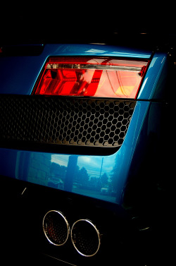 automotivated:  Shade of Blue (by GT_Photography)