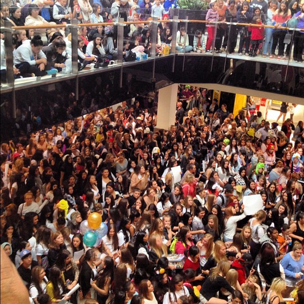 janoskians-love-lahme:  jamesyammouniofficial:  Not even one fifth of the fans that