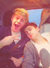 dailyonedirection:  I WILL GO DOWN WITH THIS SHIP↳ 3) Ziall | “@zaynmalik u sing that verse on wmyb so great.. i love you” 