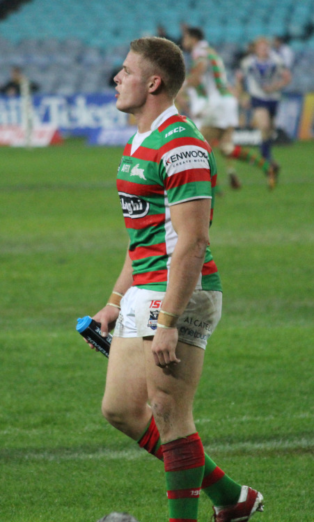 cooperquinn:  George Burgess Oh yum. Nice pics cooperquinn. 