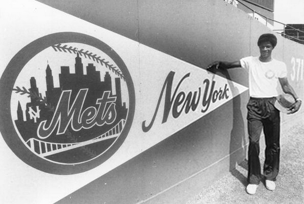 BACK IN THE DAY |6/3/80| The New York Mets select 18-year old Darryl Strawberry with