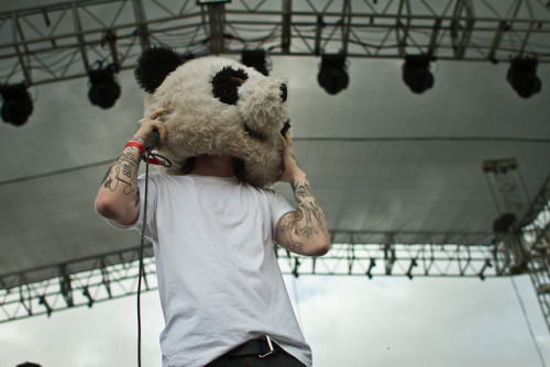 m0sh-pr1ck:  Dance Gavin Dance by Bernardo Mancebo on Flickr. 