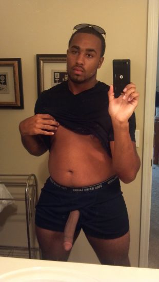 chocolatebeasts:  Thick Chocolate Swag, oh Yeah!