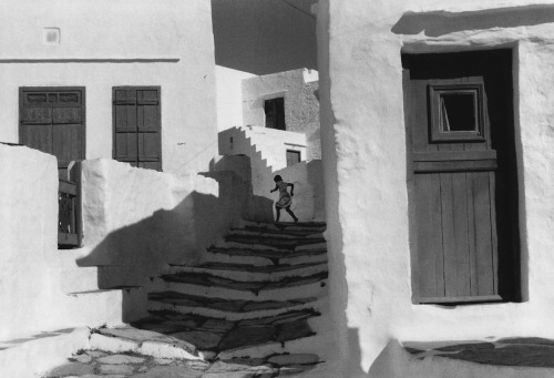 luzfosca:  Henri Cartier-Bresson, Sifnos, Greece, 1961