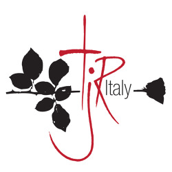  New logo for Tommy Joe Ratliff Italy (+ new background on @tjrItaly) thanks to @formerlydumb ! ^v^ 